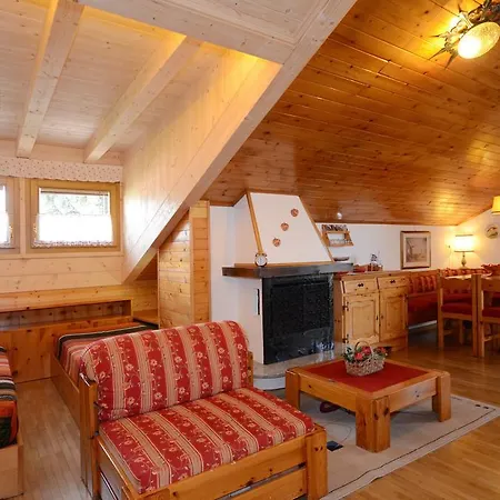 Majon D'Aisciuda Apartment Vigo di Fassa Room photo
